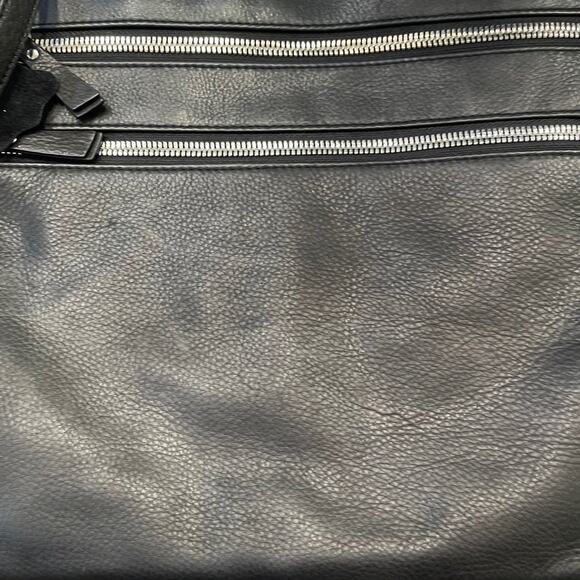 Margot Black Leather crossbody purse - Picture 12 of 14